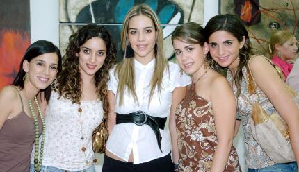 11062006 
Karen Rojas, Ana Lucía Cepeda, María Rosa Martínez, Ana Sofía González y Ale Batarse.