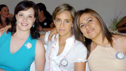 14062006 
Katy de Lechuga, Liz de Santacruz y Blanca de Fernández.