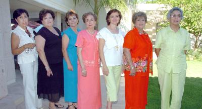 18062006 
Coco García de Hernández, Lupita de Aguilera, Martita de Del Río, Rebeca de Nahóul, Almita de Manjarrez, Mercedes de Alonso y Mary Carmen Ramírez, nueva mesa directiva del Club Gardenia