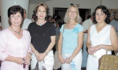 19062006
Io Camil de García, Irma Froto, Rosemary Marresch y Edurne Shade.