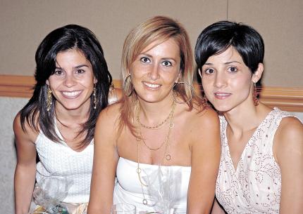 23062006 
Eliana Ortega, Vero Castaños e Ileana Robles.