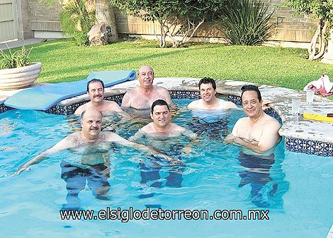 Miguel, Alejandro, Ángel, Alejandro, Nino y Fernando.