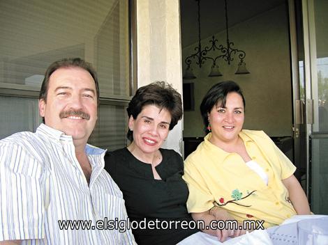 Ángel, Rocío y Antonieta.