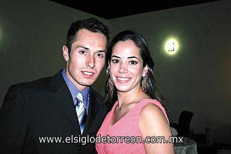 Christian Orrin Estrada y Robertta Maldonado de Orrin.