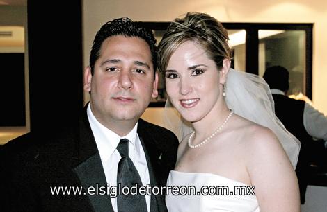 UNIDOS POR EL AMOR
Alejandro Nájera Tejeda y Claudia Torres Castro.