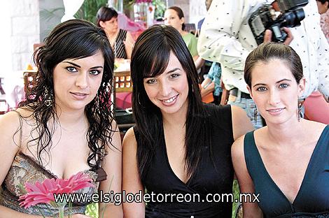 Lulú Macías, Mónica González y Gaby Rodríguez.