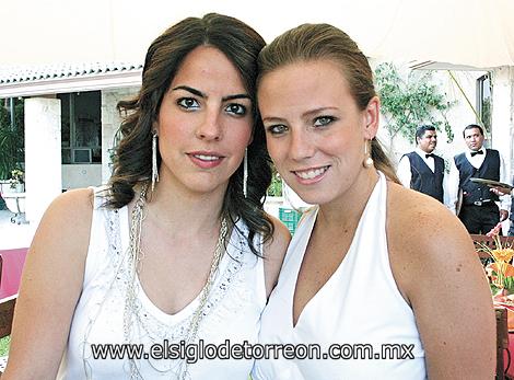 Marcela Martínez y Bonnie Carrillo.