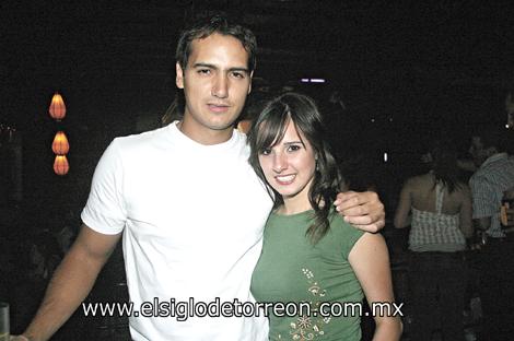 Alejandro Treviño y Angélica García.