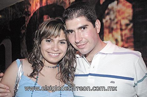 Laura Abraham y Oscar Navarrete.