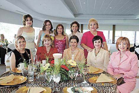 Gabriela Sánchez de Guajardo, Josefina Hernández de López, Jennifer López Hernández, Verónica Meléndez de Scarnati, Graciela Z. de Molina, Ana Laura Guerrero de Sarabia, Alicia Villarreal Zambrano, Laurencia Martínez de González, Laura Muñoz de Jiménez y Luz Amelia Boehringer de Cobo.