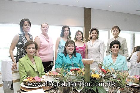 Adriana Hermosillo de García, Nancy de Jalife, Jennifer López Hernández, Josefina Hernández de López, Verónica Meléndez de Scarnati, Claudia Máynez de Cabrera, Lety Martínez, Marilú Chávez de Gidi y Marilú Finck de Anaya.