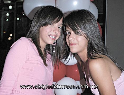 Luisa Salas y Mariana Sandoval.