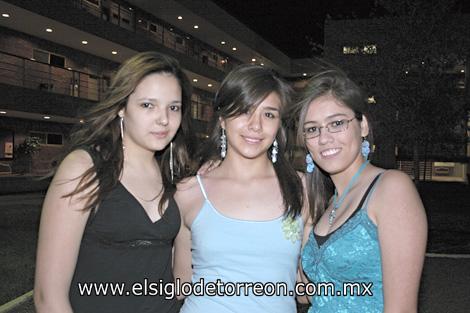 ENTREGAN LINCES DE PLATINO
Jackie, Leslie y Alma.