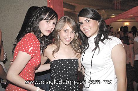 Sara Garibay, Aranza Bracho y Luzma Ramírez.