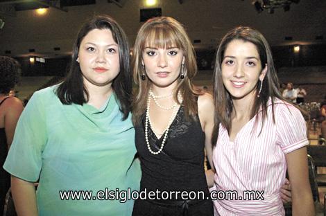 Estrella Ibarguen, Lupita González y Yazmín Valdez.