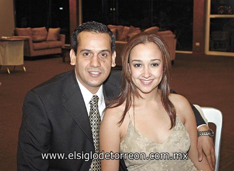 Mauricio y Karla Herrera