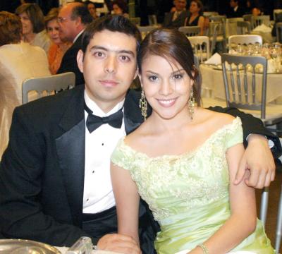 02072006 
David Chávez y Pily Sifuentes