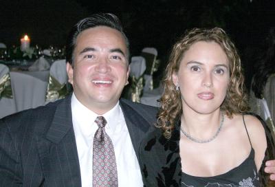 02072006 
Maximiliano y Cecilia Silerio