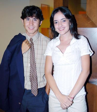 02072006 
Gerardo Castrellón y Adelina Pérez.