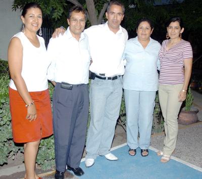 09072006 
Lupita Calderón, Gerardo Cuéllar, Evodio Seáñez, Elvira Galván y Leo Quiñónez.