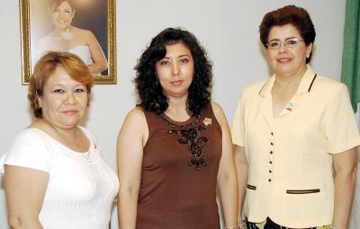 16072006 
Telma Guadalupe de Rodríguez, Patricia de Facio y Rosy de Martínez.