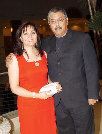 19072006 
Irma Gutiérrez de Rodríguez y José María Rodríguez.