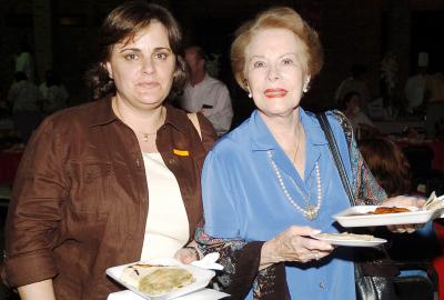 23072006 
Cecilia de Moncholi y Adelina de Díaz Rivera.