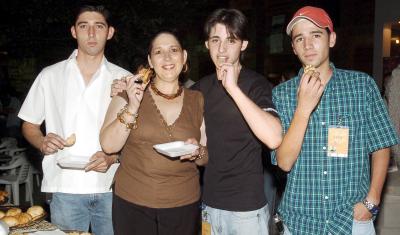 23072006 
Sergio, Mónica, Jorge y Juan Carlos Félix.