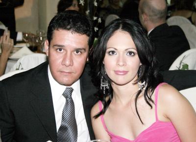 28072006 
Ricardo Ramos y Brenda Ruiz.