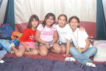 31072006
Andrea, Lourdes, Valeria y Andrea.