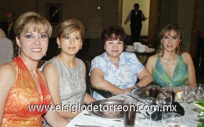 05082006 
 Claudia Lozano Romero, Georgina Corcuera, Patricia de Virves y Elvira de Rodríguez