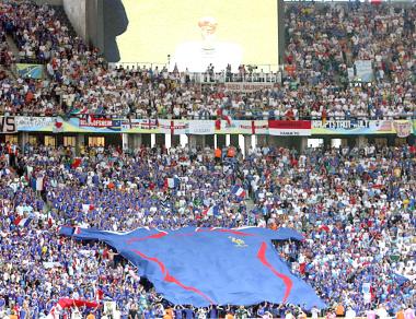 Francia ha lanzado el quinto penalti en la historia de las finales del Campeonato del Mundo: Johan Neeskens y Paul Breitner convirtieron sus respectivas penas máximas en 1974, Antonio Cabrini falló en 1982 ante Alemania y Andreas Brehme marcó el gol decisivo desde los once metros en 1990 frente a Argentina.