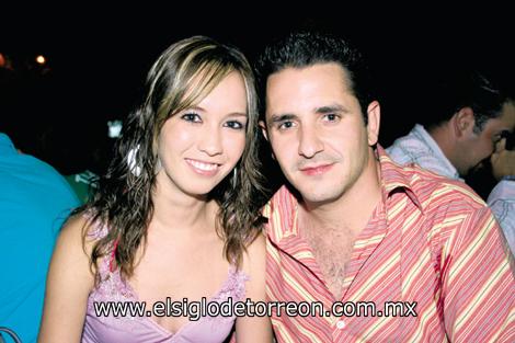 Gaby Ruíz y Roberto Sada.