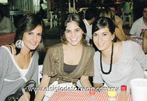 Lucía Sáenz, Sory Garza y Gaby Martínez.