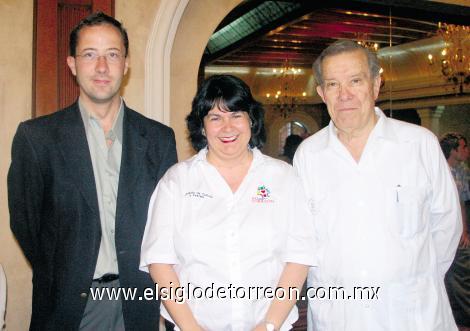 Rene Fortoul, Gaby Nava y Ramón Iriarte.