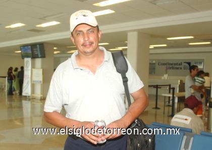 11092006

Juan Vázquez viajó a Ciudad Juárez por cuestiones de trabajo.