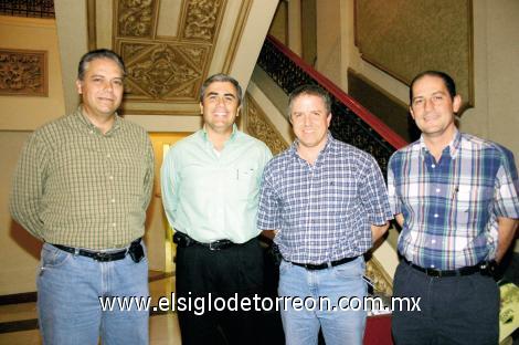 César Villarreal, Ricardo Muñoz, Roberto González y Ricardo Alanis.