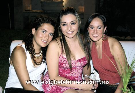 Mariana Padilla, Myrna Hoyos y Monse Gutiérrez.