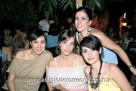 Rosa Carmen de Torres, María Sofía Cobo, Laura de Vargas y Maribel López de Blanco