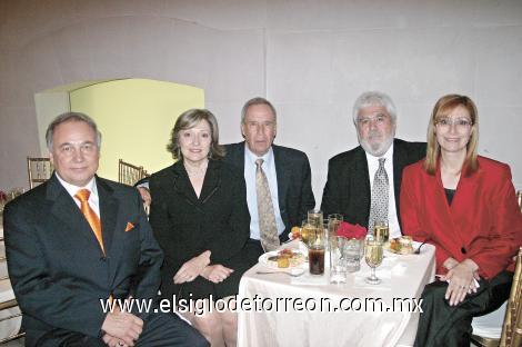 Gustavo Díaz de León, Tere de Herrera, Eduardo Herrera, Luis Gilbert Russek, Eleni Gilbert.