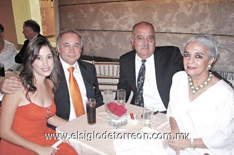 Adriana Díaz de León, Gustavo Díaz de León, Luis Armendariz y Eulalia Corripio de Armendariz