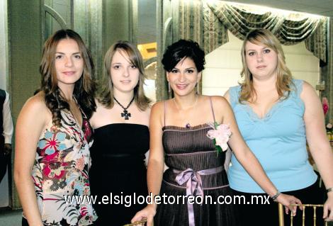 Alejandra García, Sofía Villarreal, Paty García y Elena Villarreal.