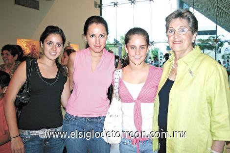 Any Bremer, Gretchen Campuzano, Cristina Elizondo y Charo Maíz de Villarreal.