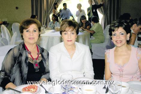 Neda de Giacoman, Mary Carmen Cantú y Ma. Teresa Quintero de Cantú.