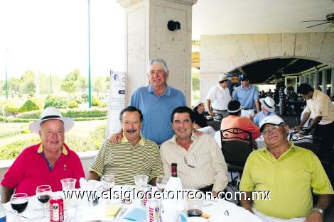 José A. Treviño, Jaime Aguilera, Ernesto Dávila, Luis de la Rosa y José Ortiz.