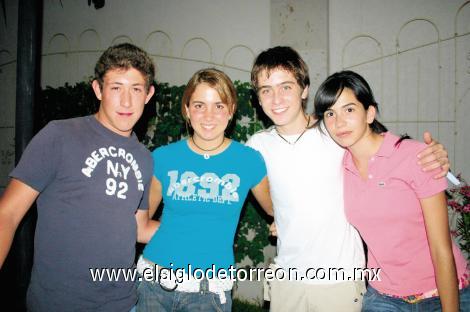 Jaime Sifuentes, Abi Calvete, Luigy Webb  y Eri Hernández.