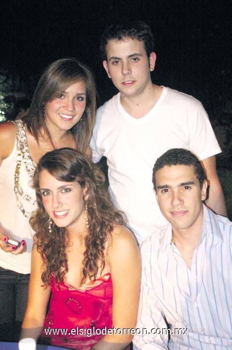 Karmina, Ana, José Ángel y Juan.