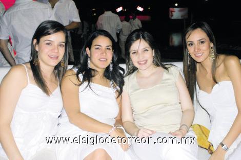 Marcela Pérez, Gaby García, Norma Hernández y Claudia Flores.