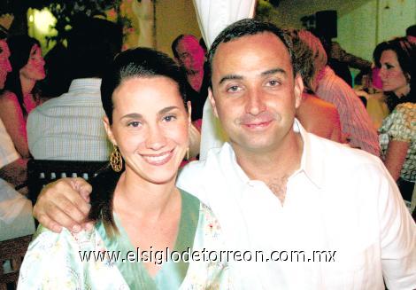 Bárbara Madero de Carzó y Jorge Carzó García.