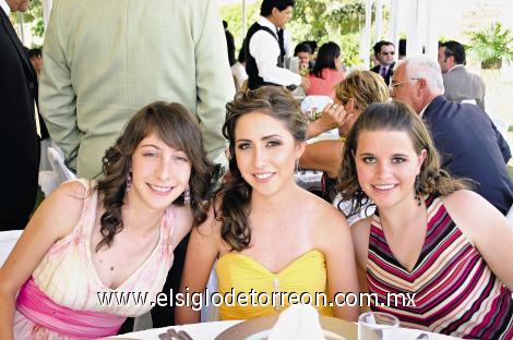 Ana Gaby González, María Ofelia de Torre y Cristy Gerling.